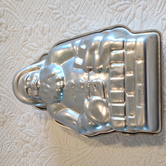Vintage Christmas Santa Going Down The Chimney Cake form Baking Mold - Picture 6 of 9